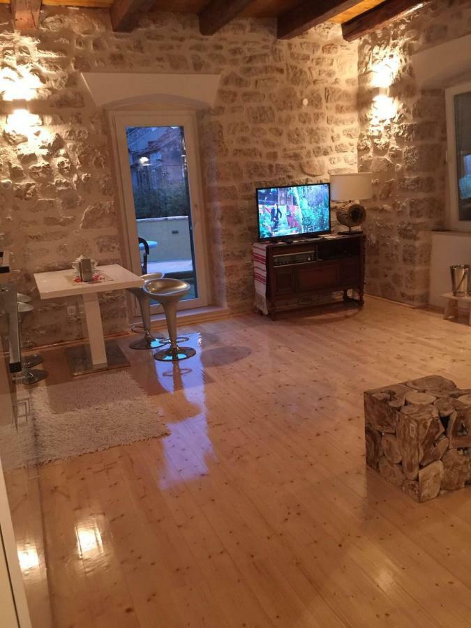 피로바츠 Stein Haus 빌라 외부 사진